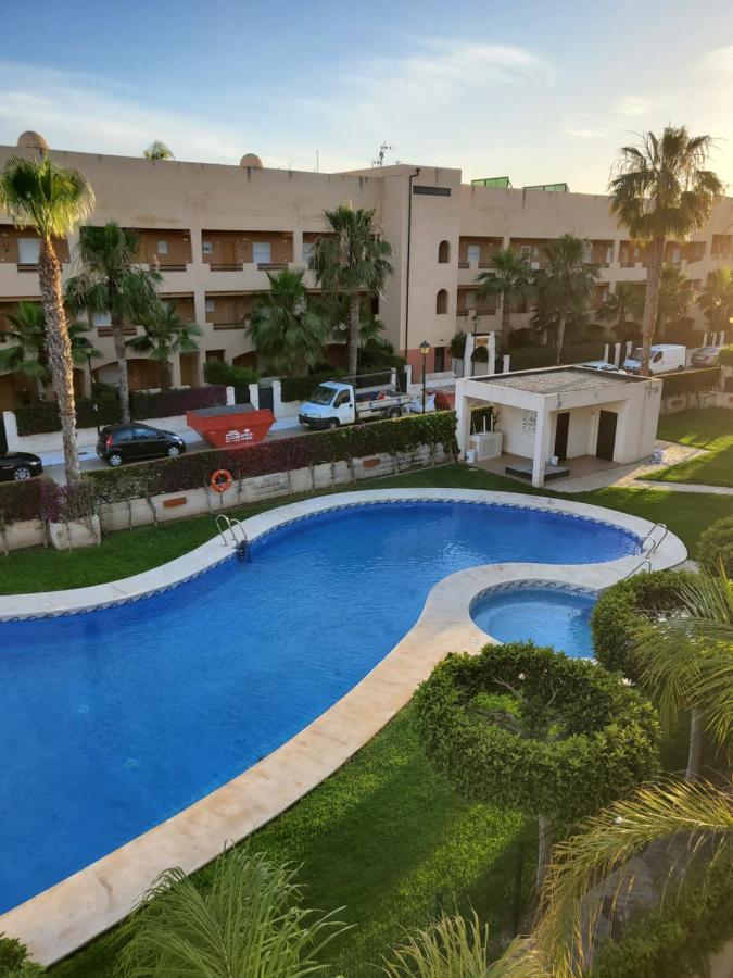 ¡Apartamento En Primera Linea Con Terraza Y Cerca De La Piscina Comunitaria! L'Île-Rousse Dış mekan fotoğraf