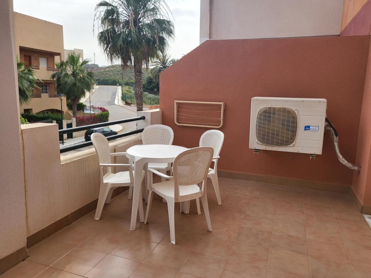¡Apartamento En Primera Linea Con Terraza Y Cerca De La Piscina Comunitaria! L'Île-Rousse Dış mekan fotoğraf